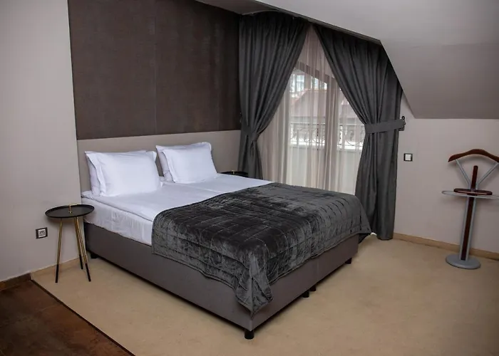 מלון Ores Boutique 5*