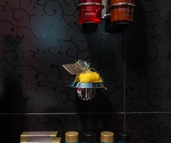 מלון Ores Boutique 5*