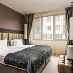 Готель Ores Boutique 5*
